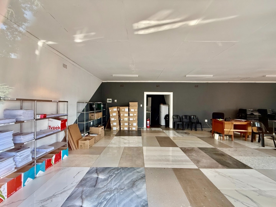 To Let Commercial Property for Rent in Hartbeesfontein North West